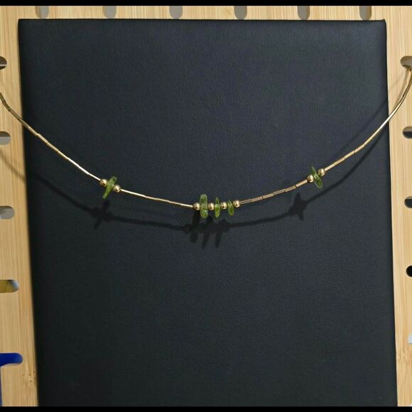 Unbranded Women's Green and Gold Jewellery - Picture 1 of 4